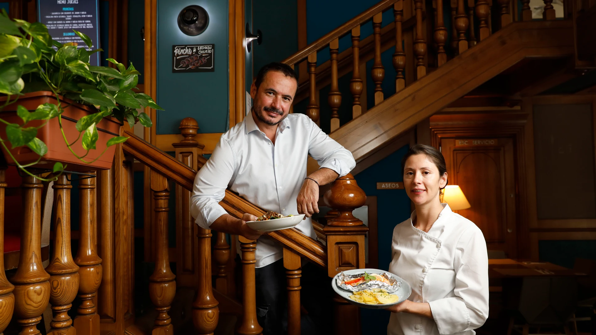 Anselmo, propietario y Lilian, jefa de cocina en Dnorte