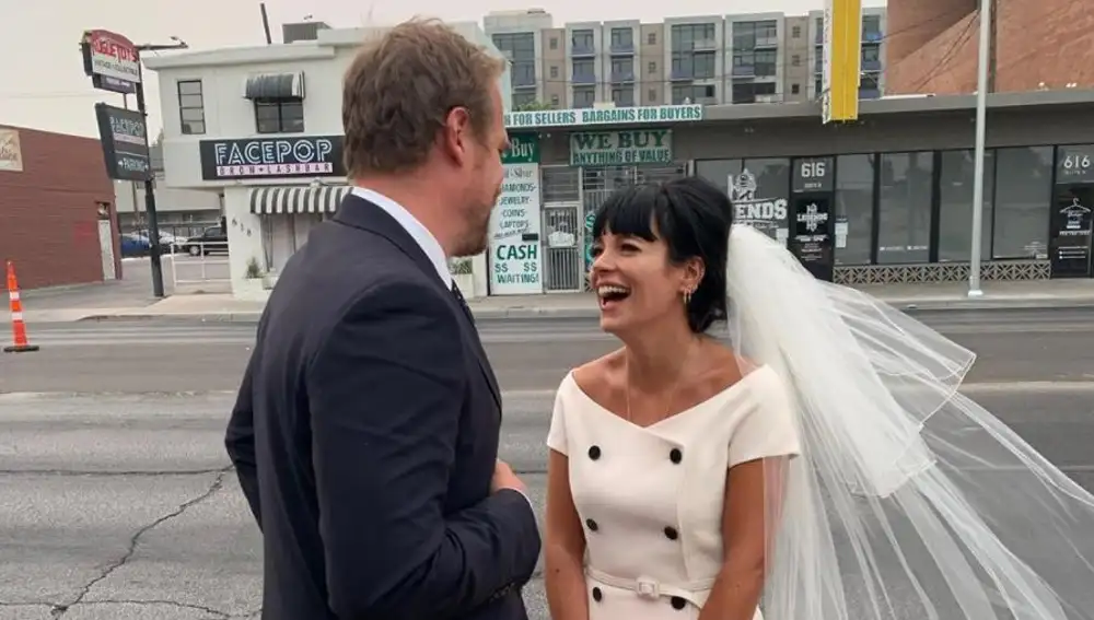 Lily Allen y el actor David Harbour se casan en Las Vegas