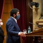El conseller de Trabajo, Asuntos Sociales y Familias de la Generalitat, Chakir el Homrani, en un pleno del Parlament. EUROPA PRESS09/09/2020