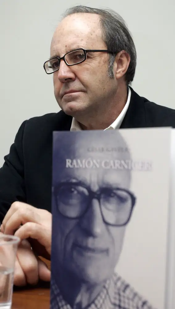 Presentación del libro 'Ramón Carnicer' publicado por la Diputación de León. En la imagen, el autor del libro, César Gavela. León 7-12-12. Carlos S. Campillo / ICAL