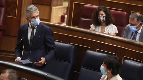 El ex número dos de Interior con el PP achaca a Grande-Marlaska la decisión de desclasificar los papeles de "Kitchen" para "impresionar" a Sánchez
