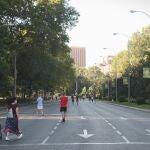Ambiente por el Paseo del Prado, convertido en peatonal en 2020 con motivo de la pandemia