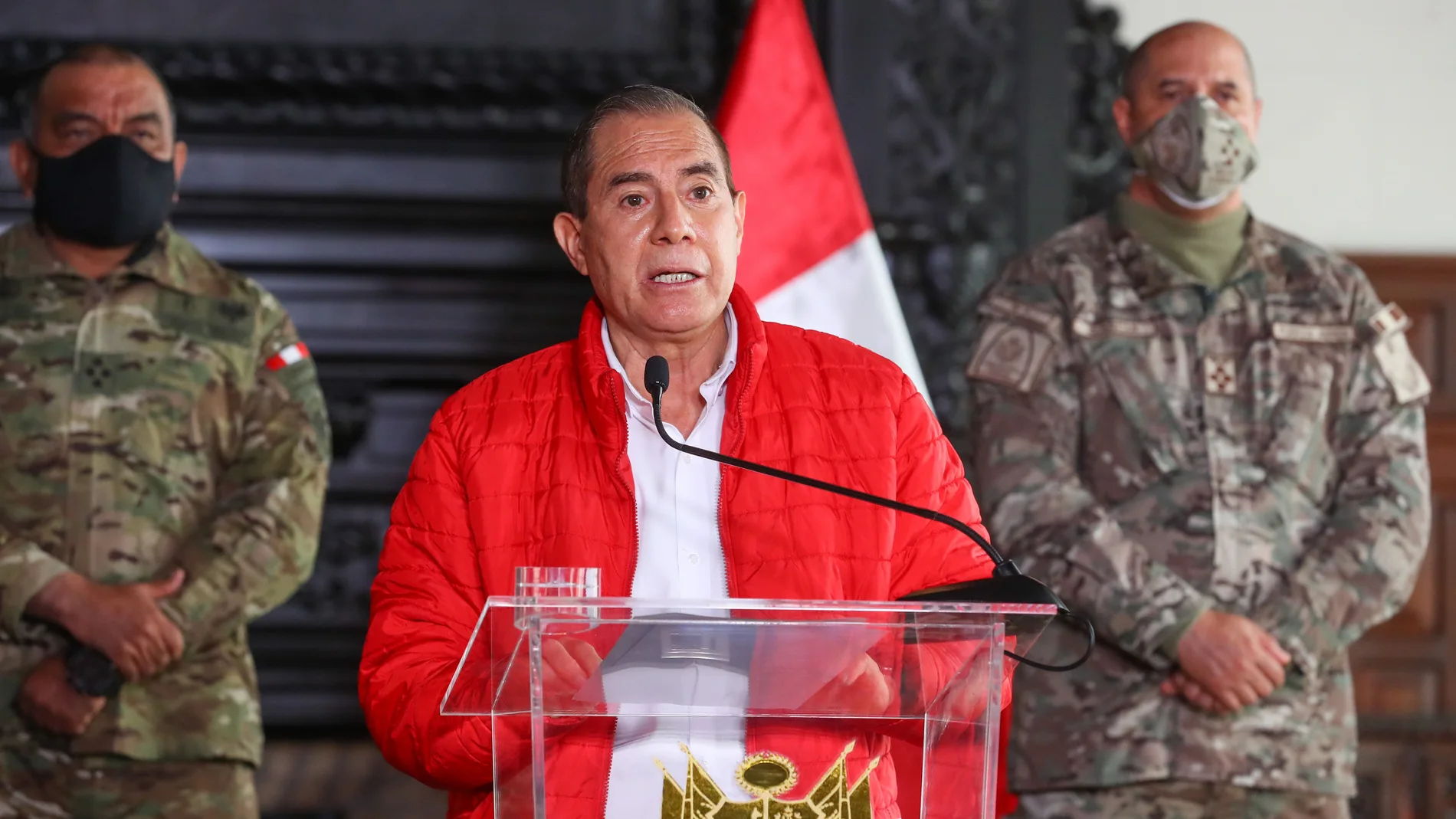 Peruvian opposition contact senior military command officials during impeachment proceedings