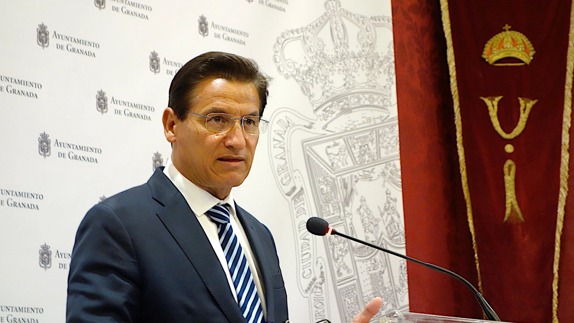 Granada.- El alcalde insta al Gobierno al restablecimiento de todas las conexiones AVE