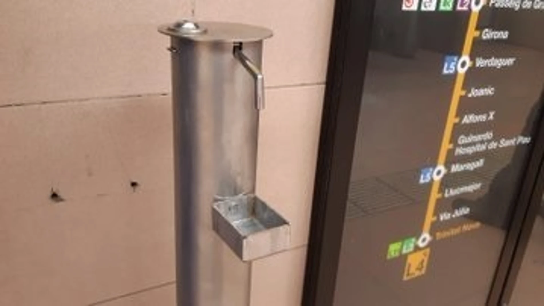 El Metro de Barcelona tendrá dispensadores de gel hidroalcohólico en todas las estaciones