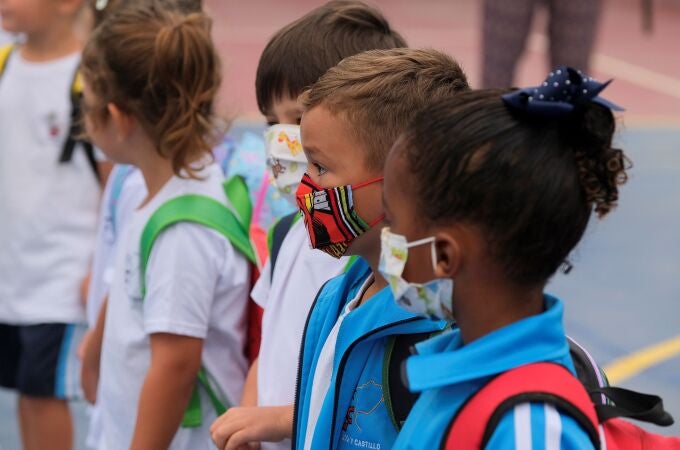 Niños de Canarias que iniciaron el curso en septiembre