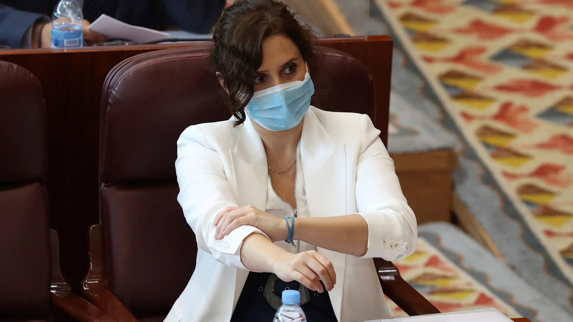 La presidenta de la Comunidad de Madrid, Isabel Díaz Ayuso, en el Parlamento