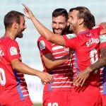Los jugadores del Granada celebran uno de los goles contra el Teuta Durres en Albania.