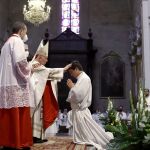 El cardenal Cañizares preside en la Catedral la ordenación de diez nuevos diáconos