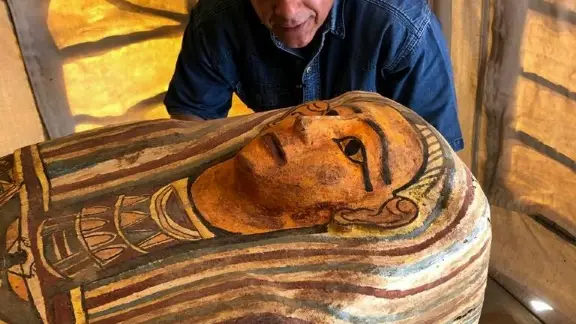 Sarcófago hallado en Egipto