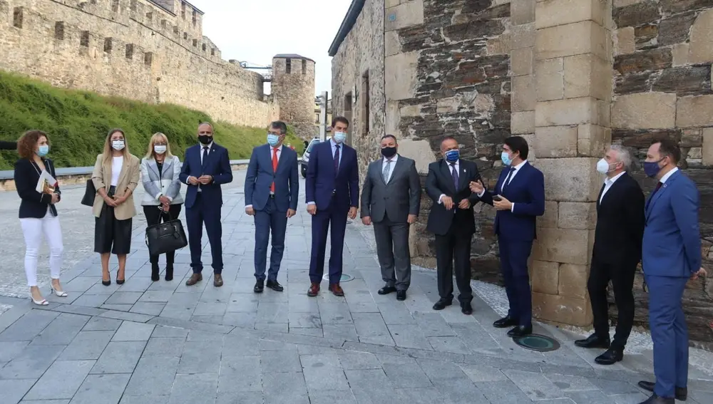 Participantes en la reunión de la Comisión de colaboración entre la Junta de Castilla y León, el Consejo Comarcal de El Bierzo y la Diputación provincial.JCYL21/09/2020