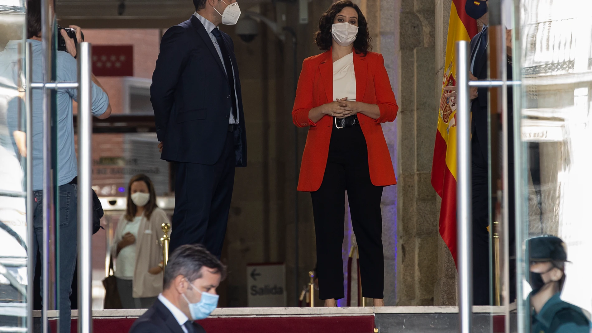 Llegada de Pedro Sánchez a la Real Casa de Correos para reunirse con Isabel Díaz Ayuso.