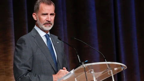 El Rey no puede ser comodín de Sánchez