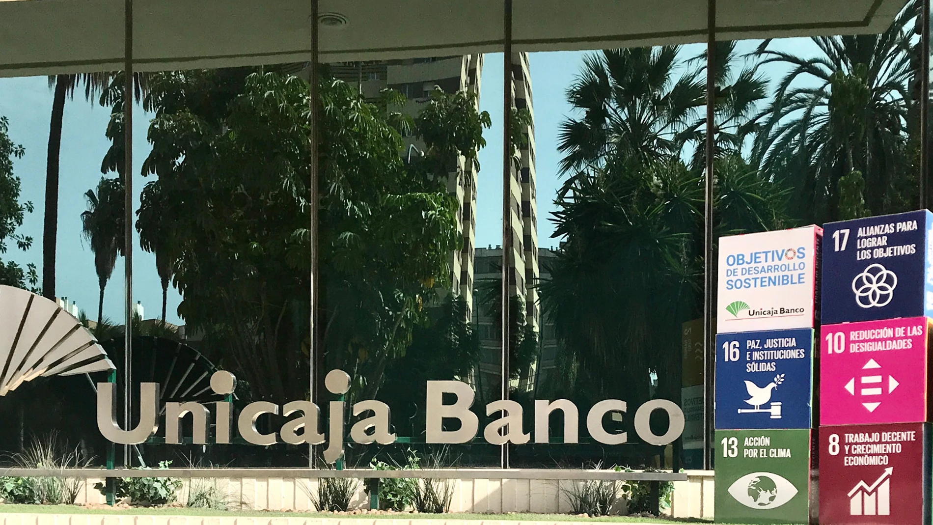Imagen de archivo de una sucursal de Unicaja Banco