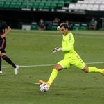 Joel Robles, portero del Betis, fue uno de los que se quejó