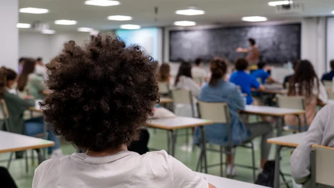 Sólo el 13% de los positivos detectados dentro de un aula ha infectado a algún compañero. Eduardo Briones / Europa Press28/09/2020