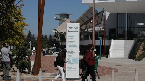 Centro comercial Tres Aguas, en Alcorcón, ha sido excluido en el último momento de las restricciones a la movilidad