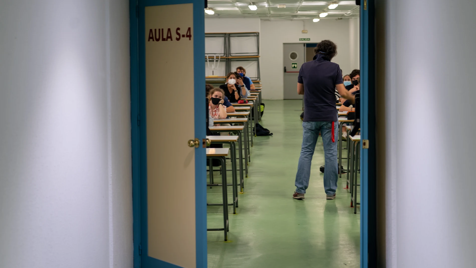 Alumnos del primer curso una escuela. Eduardo Briones / Europa Press