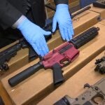 Las ‘ghost guns’ están contribuyendo a un aumento de la violencia armada en EE UU