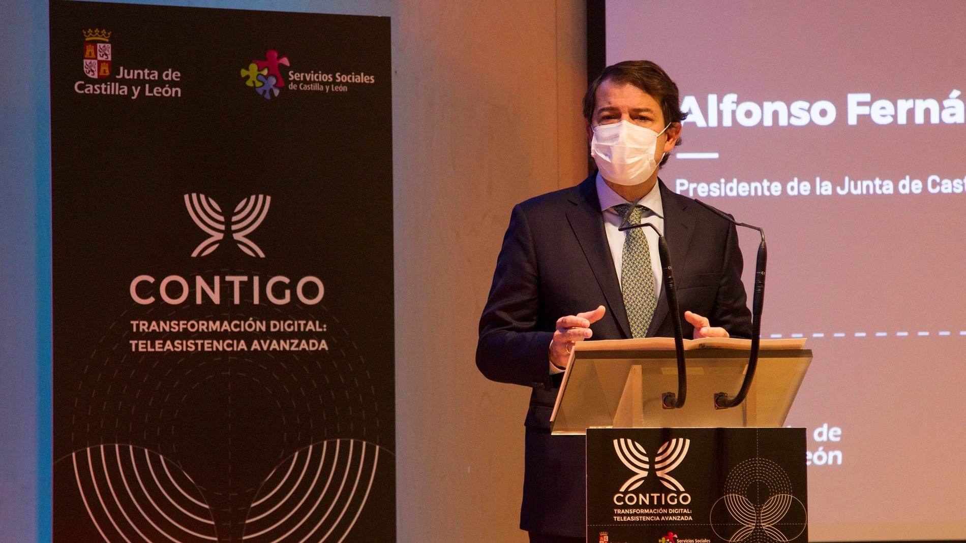 El presidente de la Junta de Castilla y León, Alfonso Fernández Mañueco, durante la inauguración este martes de la jornada "Contigo, Foro de Transformación Digital de Castilla y León", donde se presenta el Programa de Teleasistencia Avanzada, en Zamora