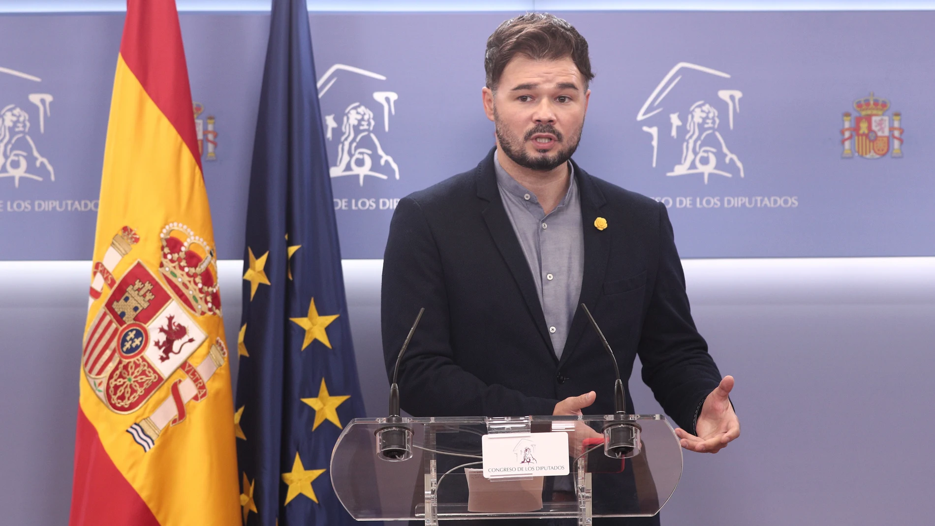 El portavoz parlamentario de ERC, Gabriel Rufián, en una rueda de prensa celebrada con motivo de la junta de portavoces en el Congreso de los Diputados.