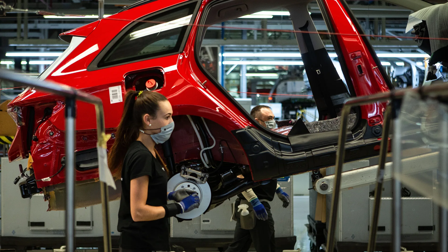 Seat contratará a 250 personas para aumentar la producción en Martorell