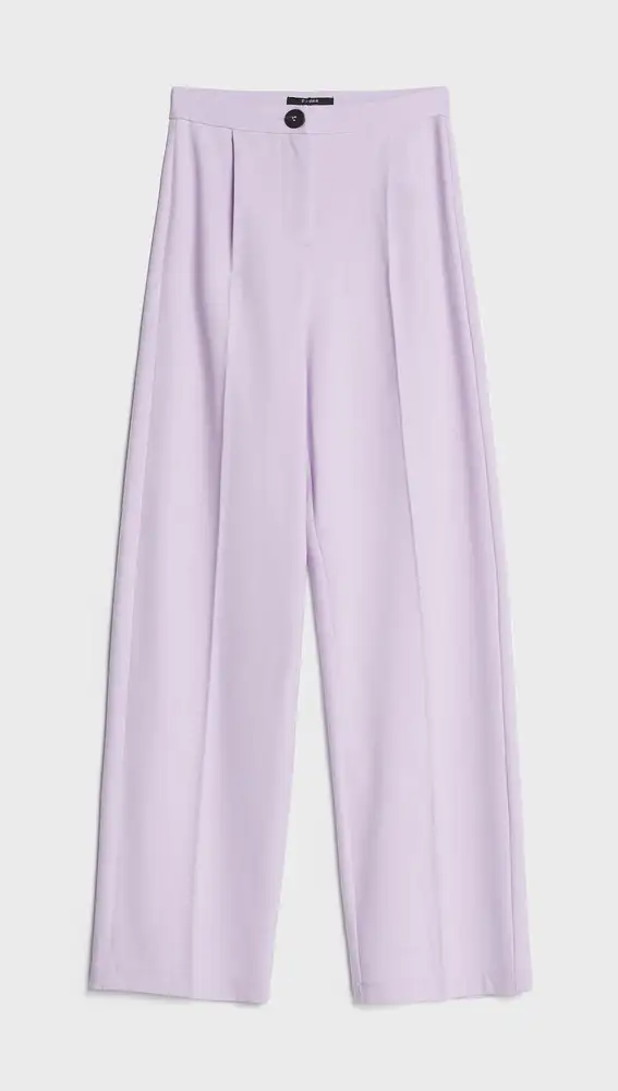 Pantalón de pinzas lila.