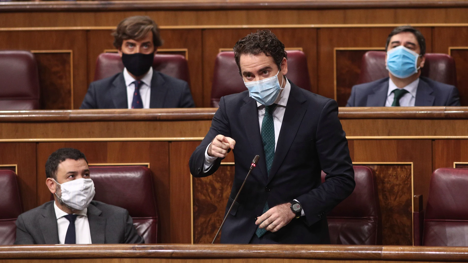 El portavoz parlamentario del PP, Teodoro García Egea, interviene durante una nueva sesión de control al gobierno en el Congreso de los Diputados