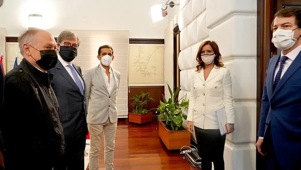Reunión del Consejo del Diálogo Social de Castilla y León presidido por Alfonso Fernández Mañueco