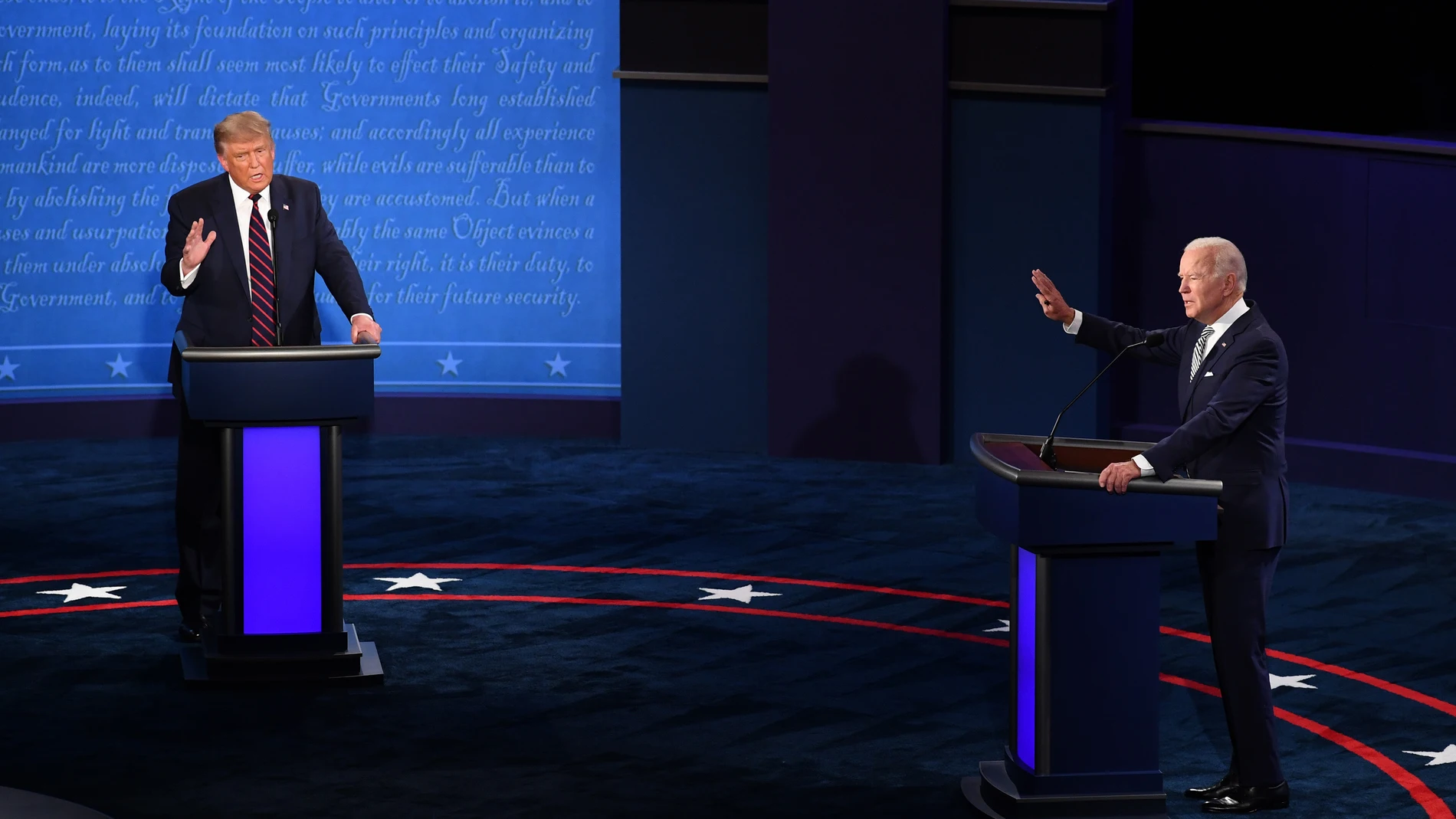 El presidente Donald Trump y el candidato demócrata, Joe Biden, durante el primer debate