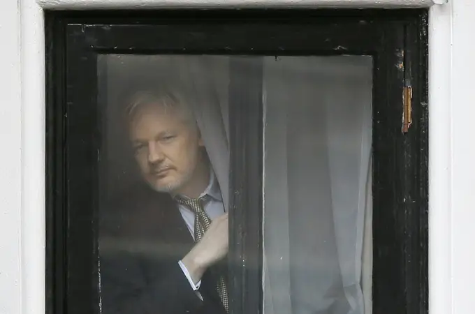 Julian Assange: De revelar secretos oficiales de EE UU a una sentencia que podría provocar su suicidio