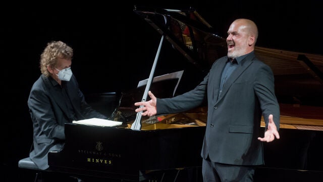 El barítono Florian Boesch y el pianista Justus Zeyen