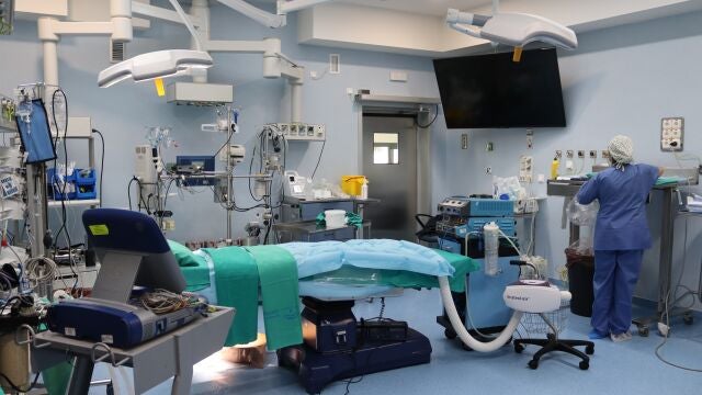 Uno de los quirófanos del Hospital Reina Sofía de Córdoba. JUNTA DE ANDALUCÍA