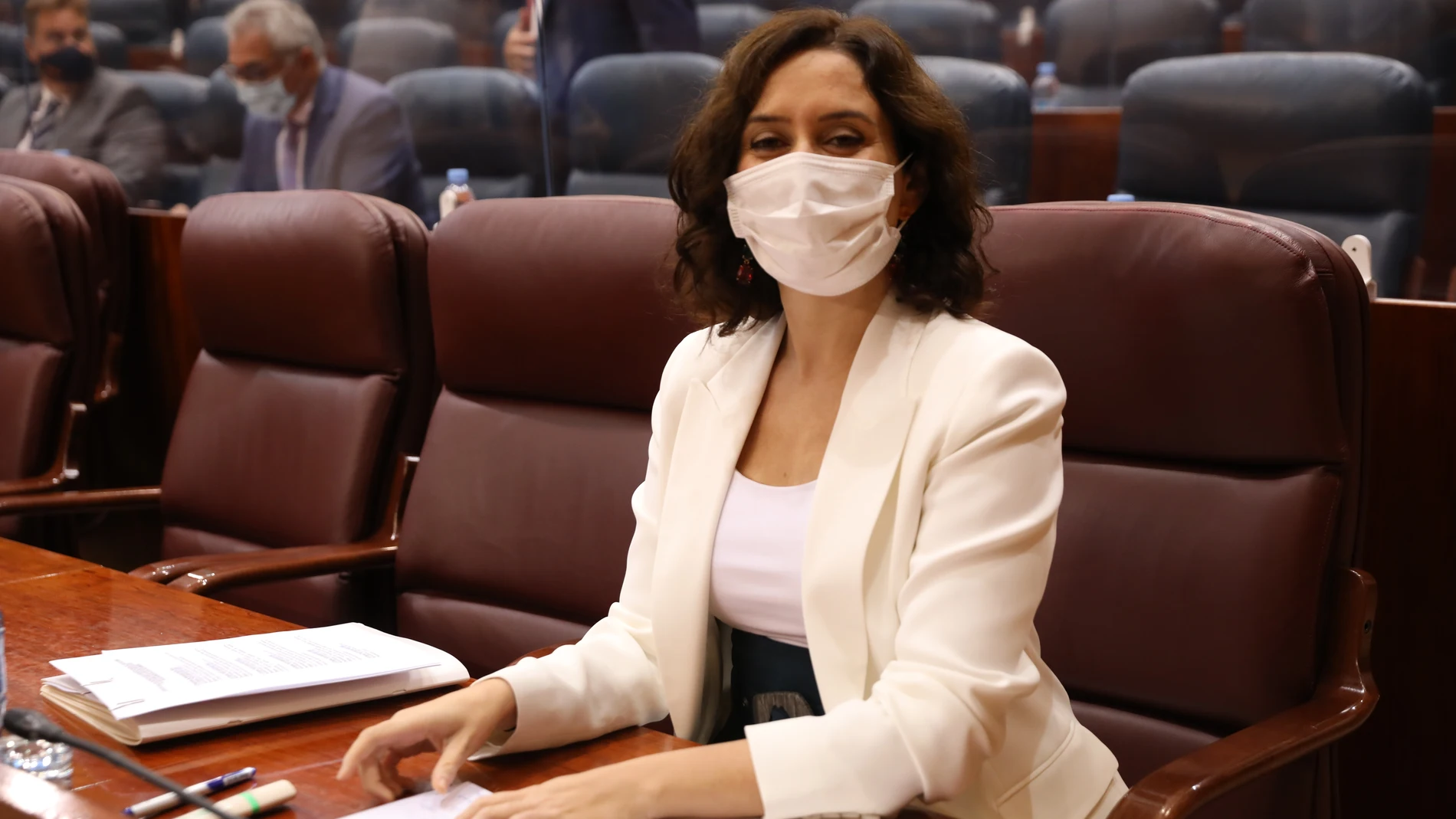 Díaz Ayuso en el pleno de la Asamblea de Madrid