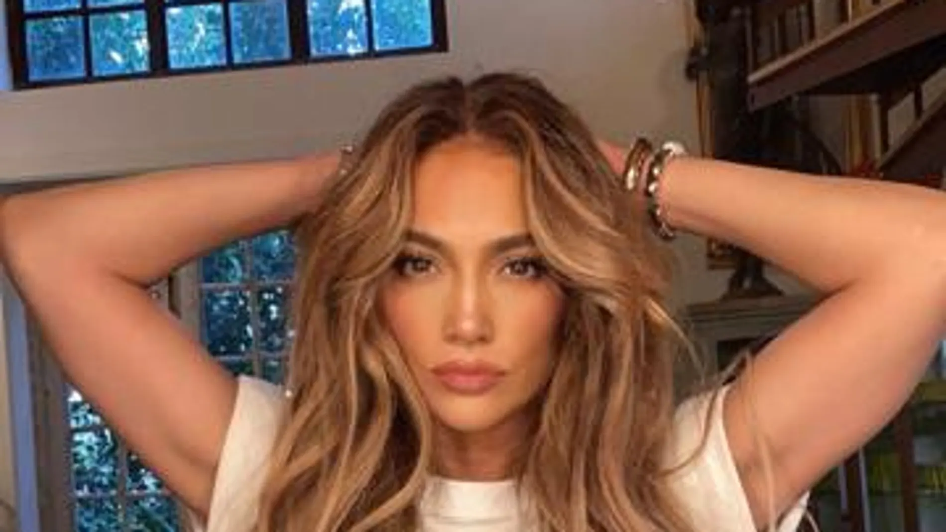 Jennifer Lopez ha mostrado su cambio de look en redes
