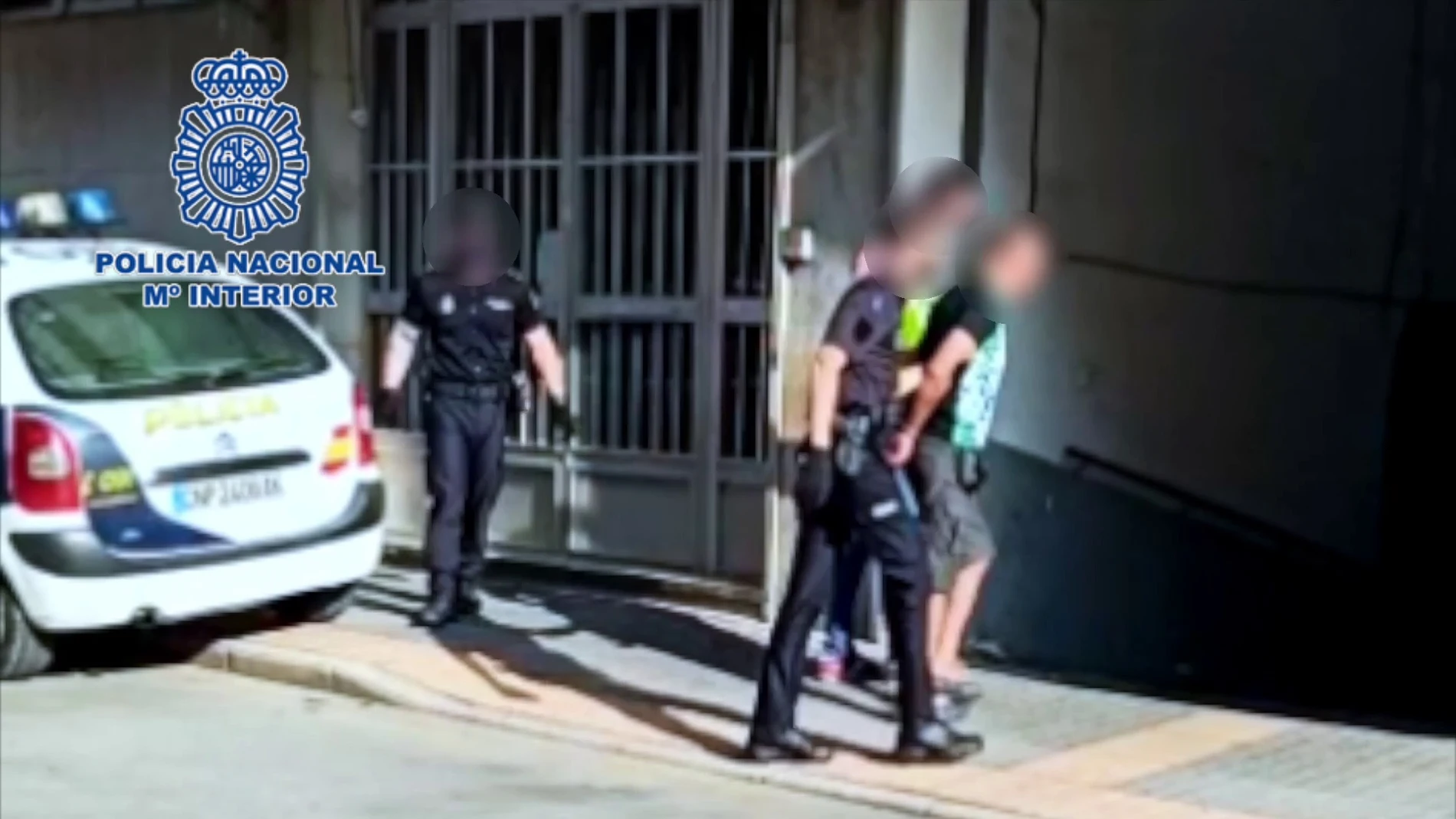 La Policía Nacional ha detenido a dos personas implicadas en el homicidio de un joven sin techo