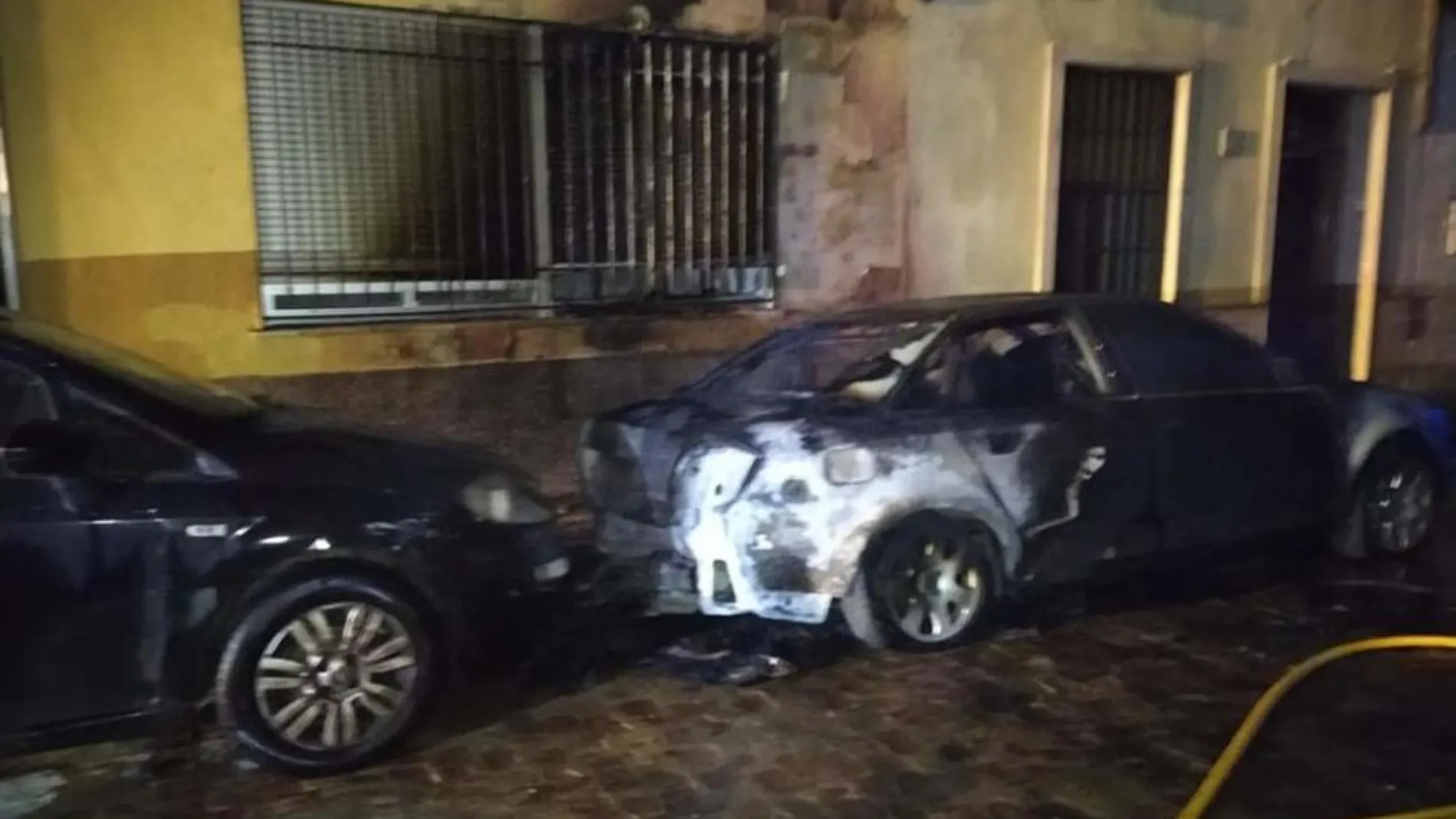Durante varias noches han ardido varios vehículos en la localidad valenciana de Catarroja