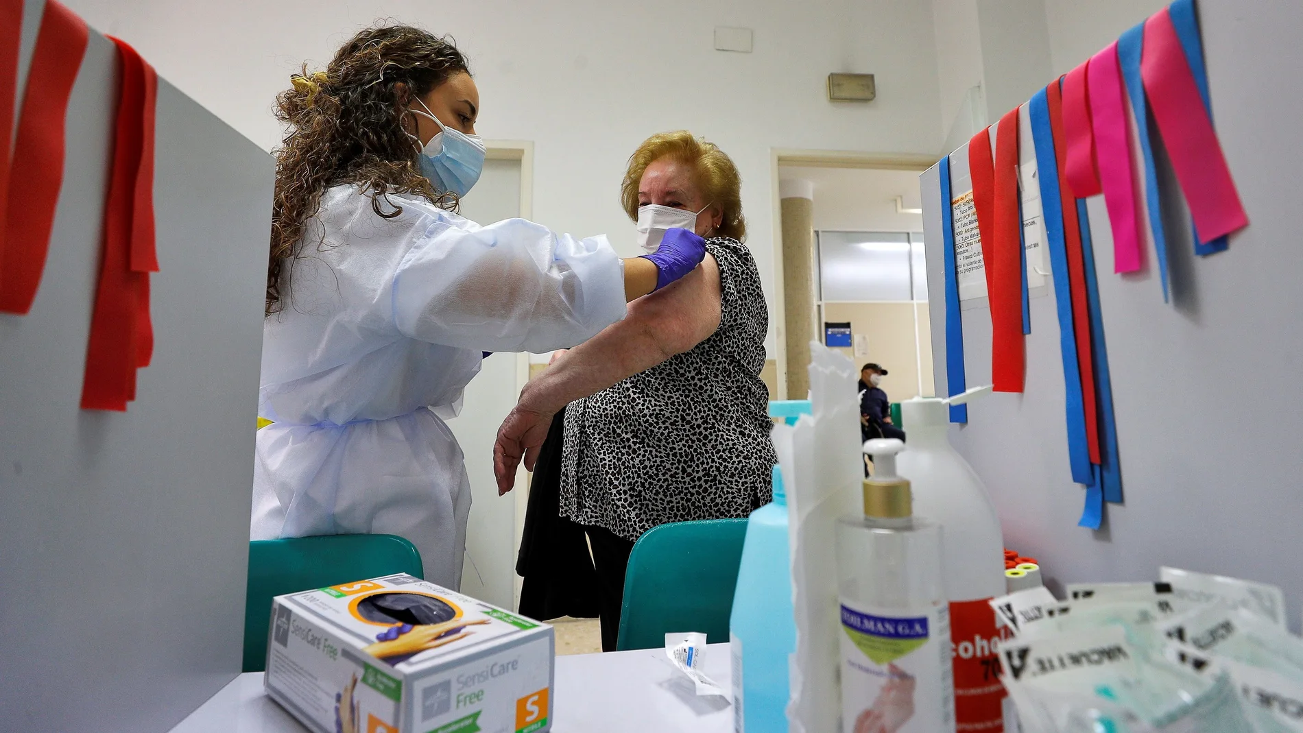 El objetivo es que a finales de marzo haya 300.000 personas vacunadas en la Comunitat Valenciana