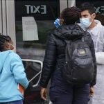 El 57 por ciento de los jóvenes hospitalizados por COVID-19 eran negros o hispanos