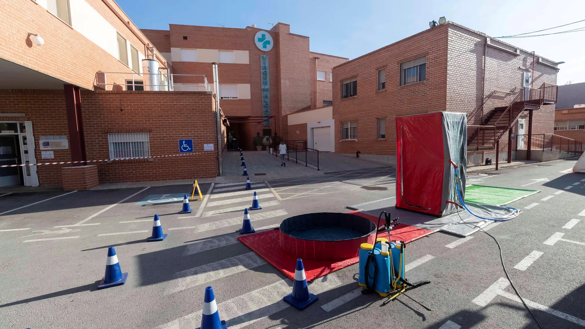 Una mujer de 93 años, primera víctima mortal del brote detectado en el hospital de Lorca