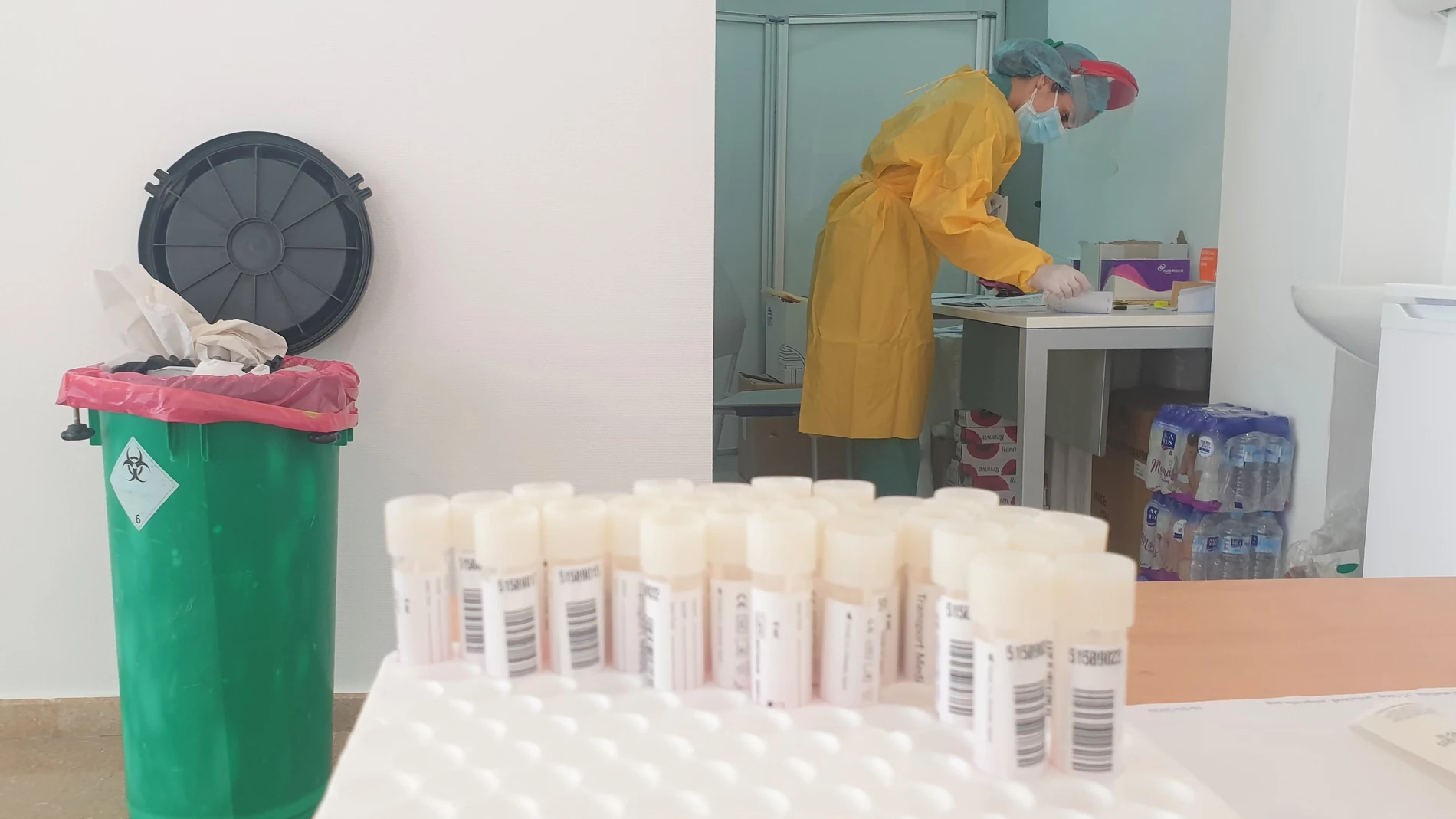 Sala para pruebas PCR del hospital Clínico San Cecilio de Granada