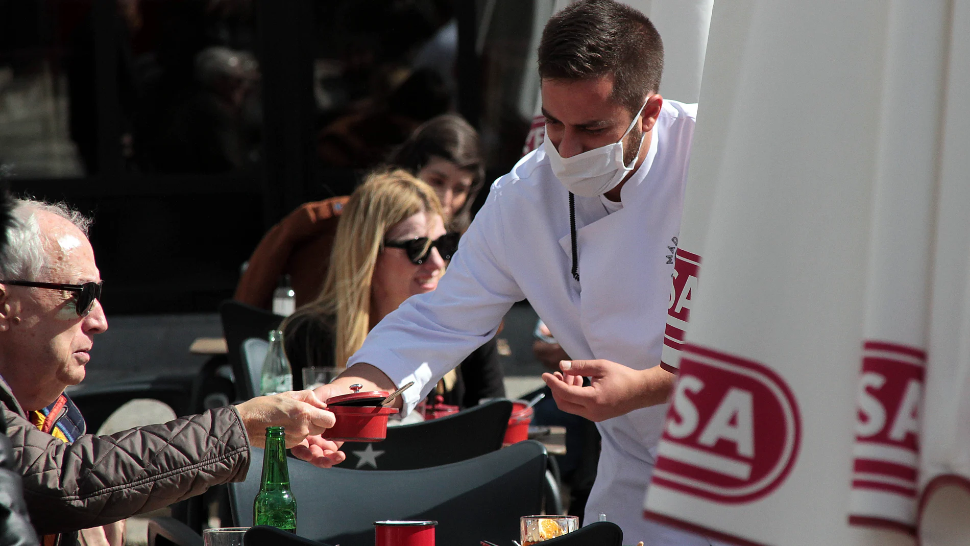León recibe en el día de su patrón San Froilán el anuncio de dos semanas de restricciones