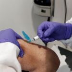 Navarra ha comenzado este lunes la campaña para ponerse la vacuna contra la gripe.