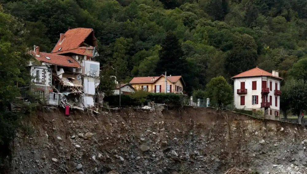 Casas dañadas en Saint-Martin-Vesubie, al sur de Francia