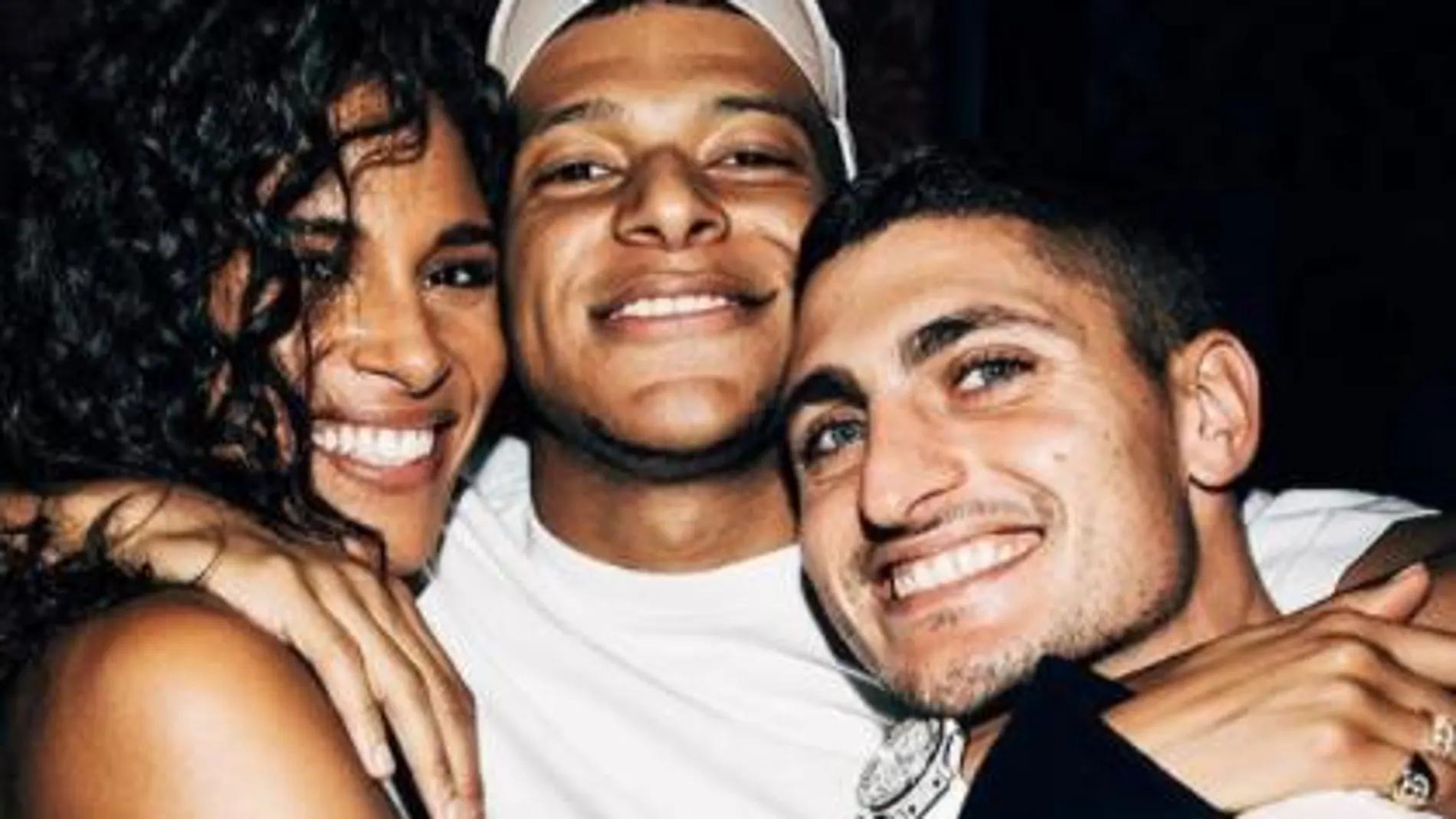 Mbappé, junto a Verrati y Bruna