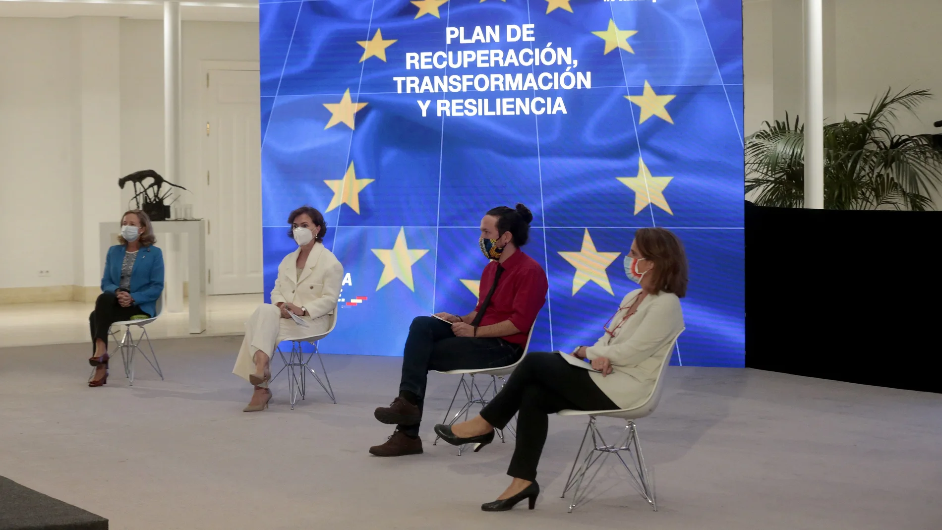 Los vicepresidentes del Gobierno, Nadia Calviño, Carmen Calvo, Pablo Iglesias y Teresa Ribera (de izq. a dcha.) presentaron las líneas básicas del Plan
