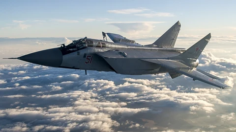 El caza MiG-31 es un avión de combate diseñado por la oficina de diseño soviética Mikoyán