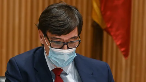 El ministro de Sanidad, Salvador Illa, esta mañana durante su comparece ante la Comisión de Sanidad del Congreso