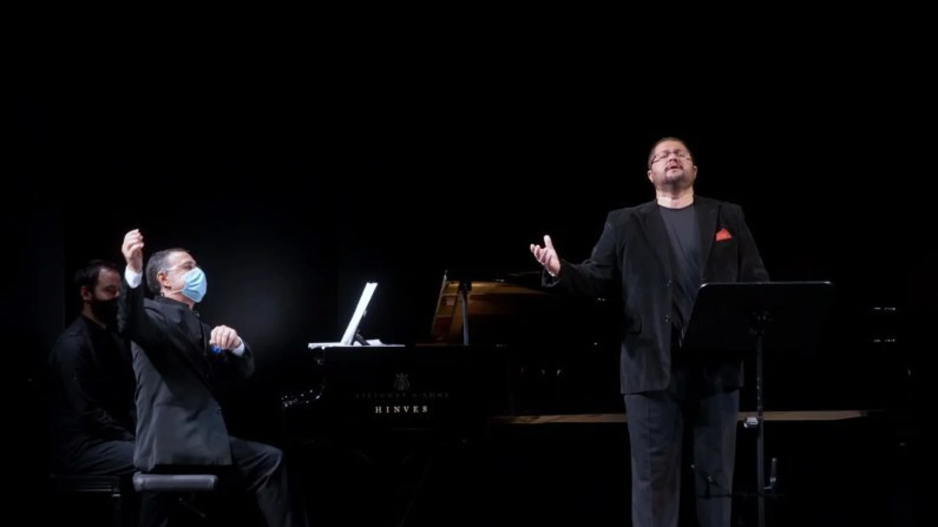 Celso Albelo y Juan Francisco Parra en el recital de música del Teatro de la Zarzuela
