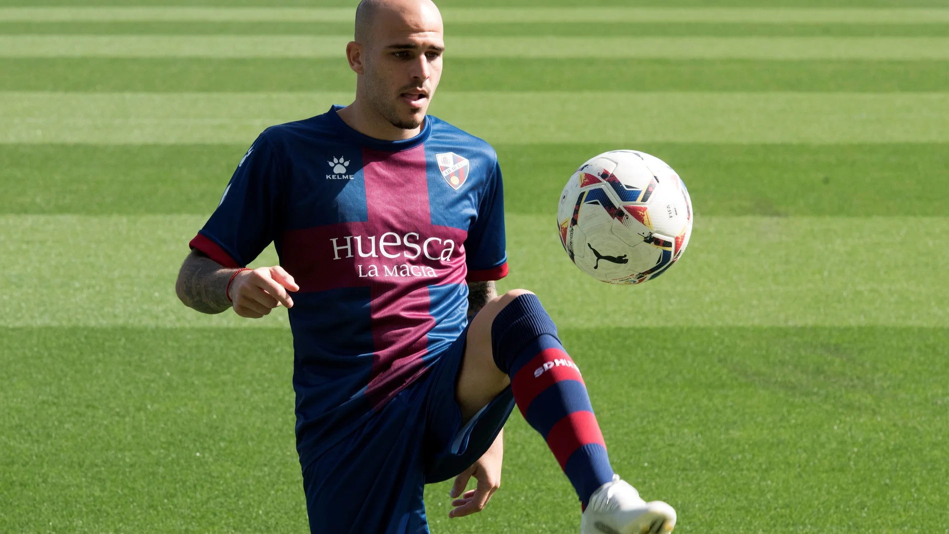 Sandro Ramírez con el Huesca.